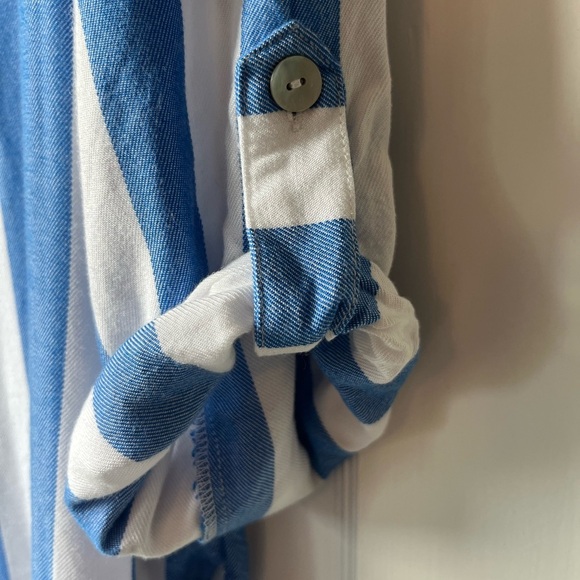 Blue and White Striped Tunic Top Size Large Underarm - Picture 7 of 7